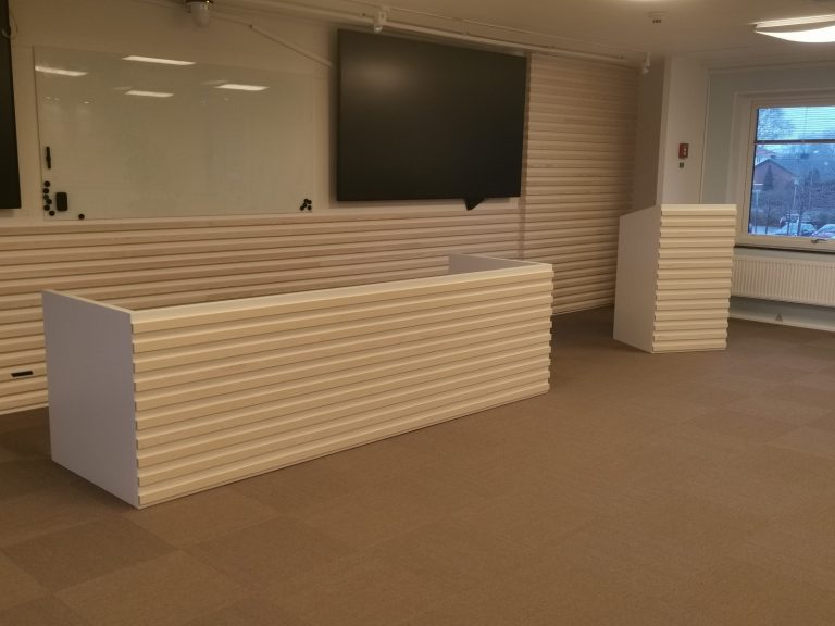 Presidiebord och talarstol